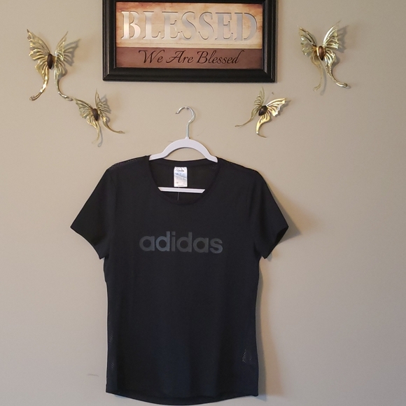 adidas Tops - NWT ADIDAS SS TSHIRT